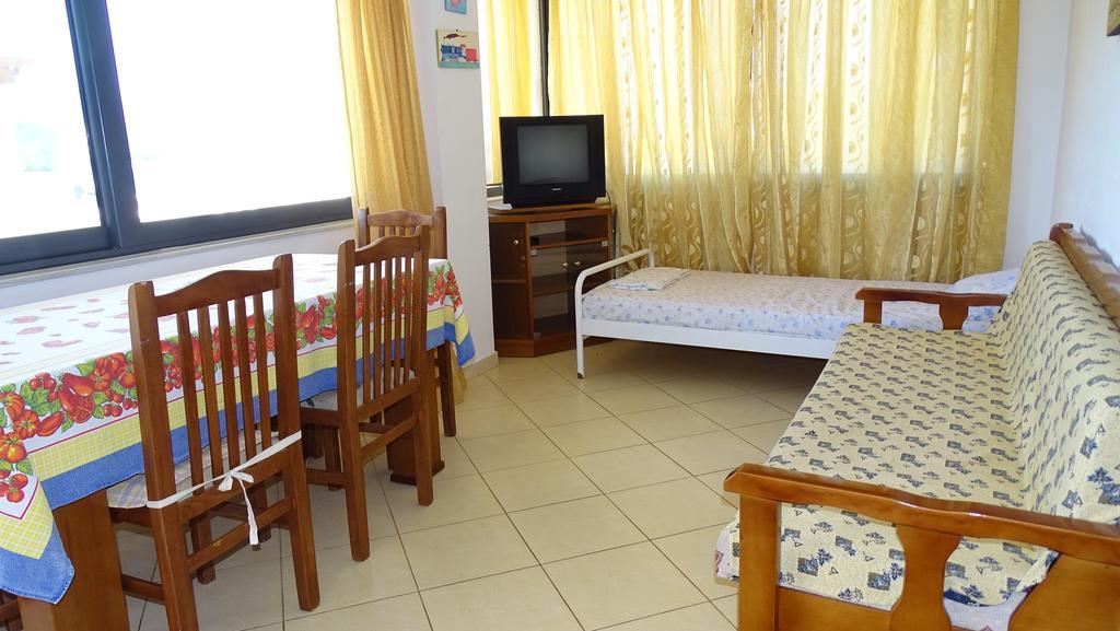 קסאמיל Petro'S Apartments מראה חיצוני תמונה